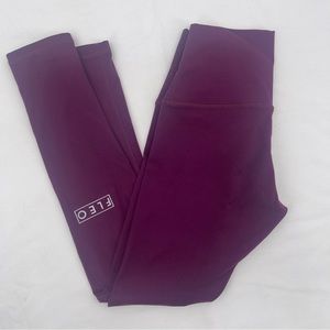 Fleo Leggings Small Burgundy